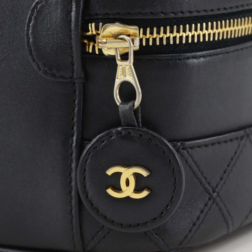 CHANEL Black Pouch - Picture 10 of 14